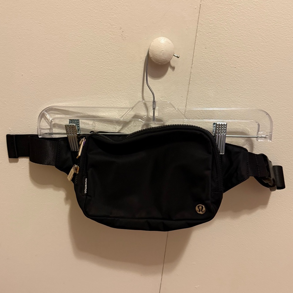 lululemon Everywhere Belt Bag Large 2L